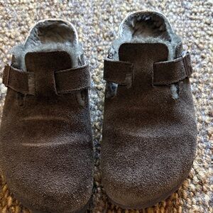 Brown suede slip on Birkenstocks